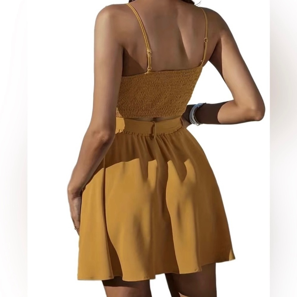 NWOT. 2-Piece Set. Crop Cami Top & Tie Front Skater Skirt. Size 12. - Picture 3 of 8